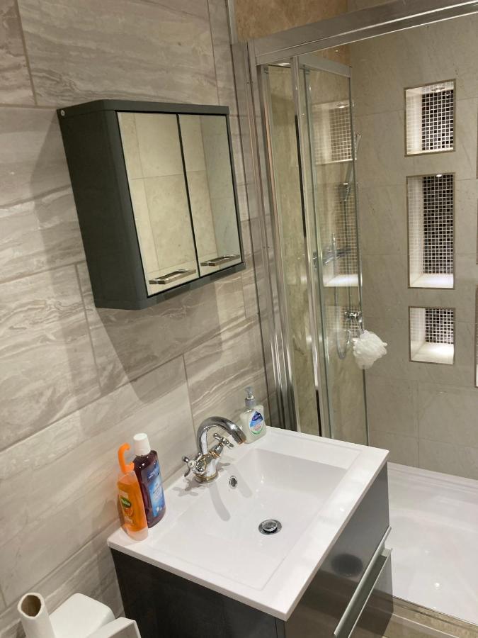 London Retreat Apartment Exterior foto